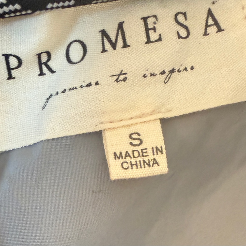 Promesa Women's Light Gray Puffer Jacket promise to imagine Size Small